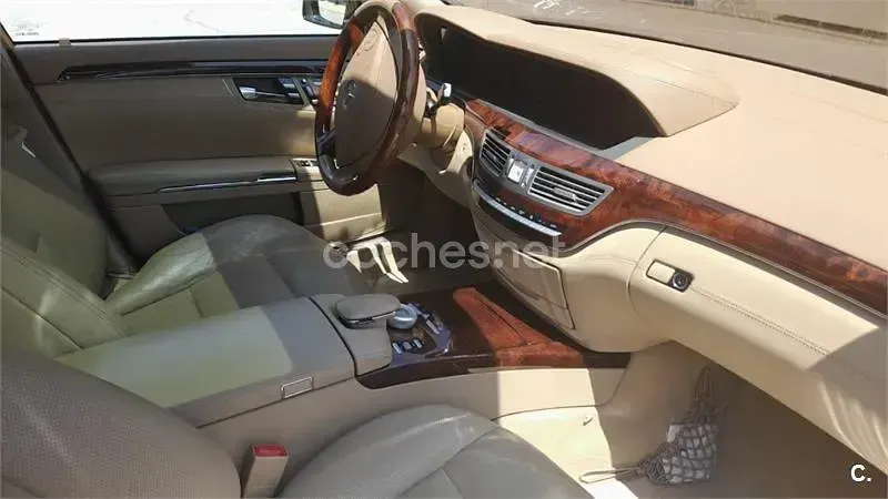 Usado Mercedes S500 435 CV (319 kW) 2011 Negro Berlina