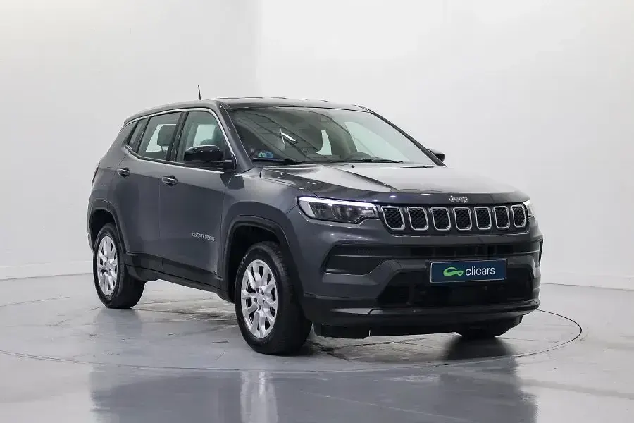 Occasion Jeep Compass Longitude 130 ch (95 kW) 2024 Gris SUV