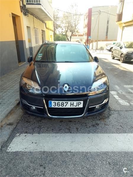 Usado Renault Laguna III Bose Edition 150 CV (110 kW) 2012 Gris / plata Familiar