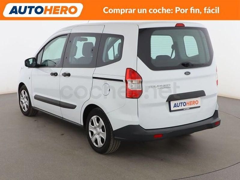 Usado Ford Tourneo Courier Ambiente 100 CV (73 kW) 2018 Blanco Monovolumen