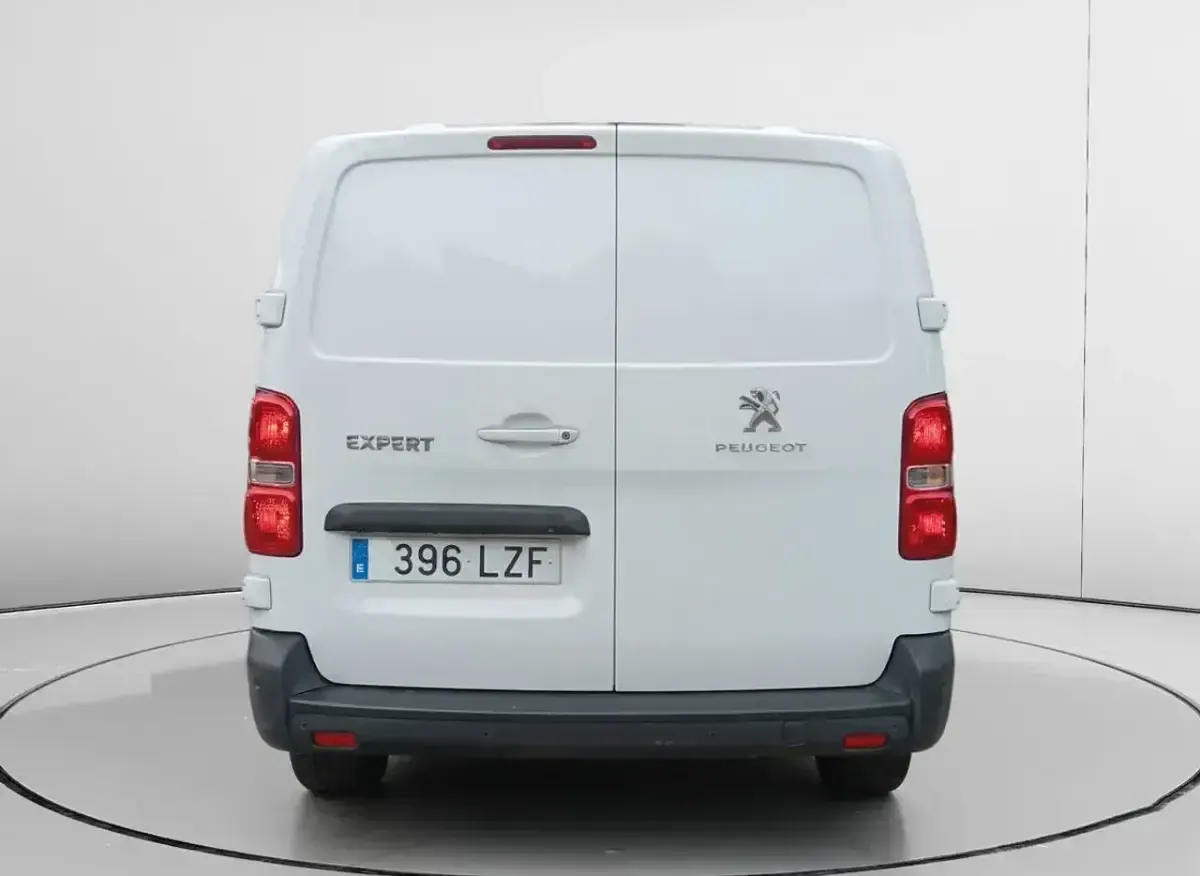 Usado Peugeot Expert Premium 102 CV (75 kW) 2022 Blanco Van