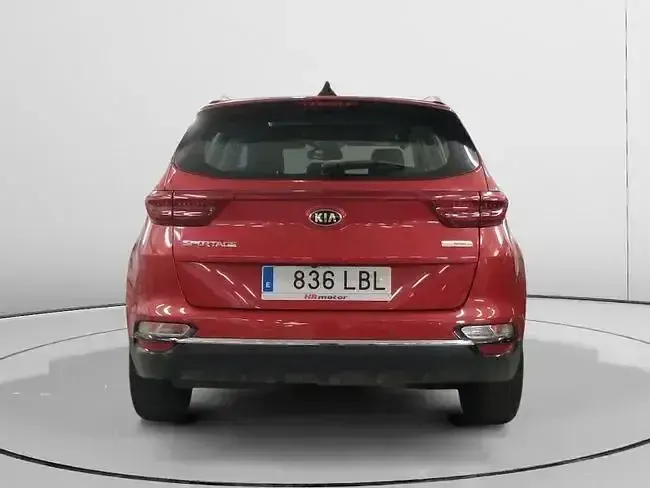 Usado Kia Sportage 115 CV (84 kW) 2019 Rojo SUV
