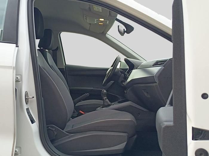 Usado Seat Arona Style 110 CV (80 kW) 2021 Blanco SUV