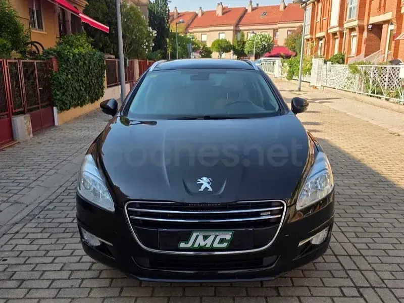 Usado Peugeot 508 SW Access 112 CV (82 kW) 2011 Negro Familiar