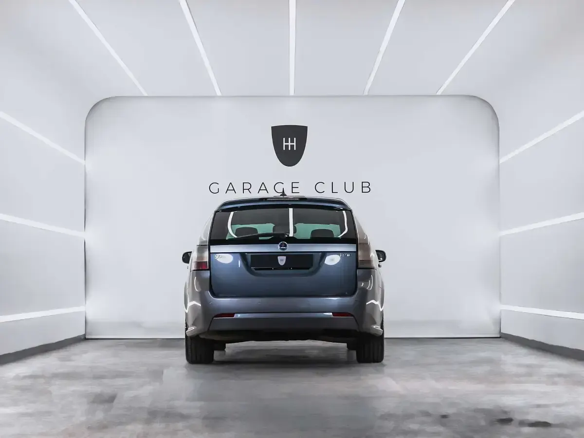 Usado Saab 9-3 Vector 180 CV (132 kW) 2008 Gris / plata Utilitario