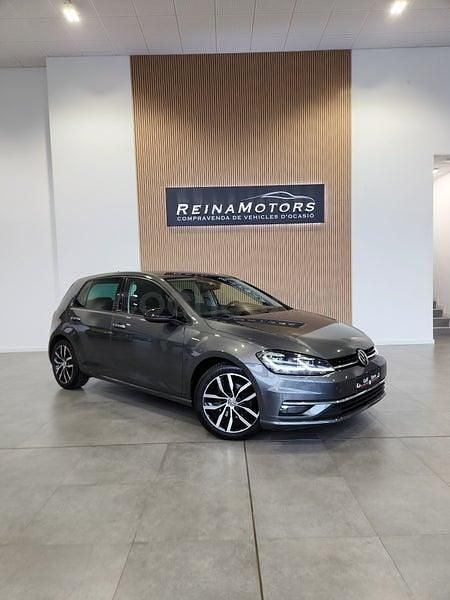 Usado VW Golf VII Edition 115 CV (84 kW) 2019 Gris / plata Berlina