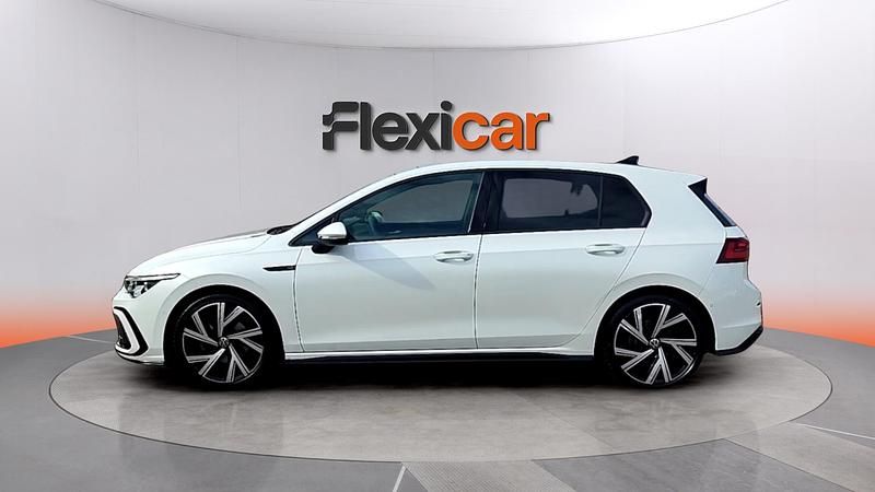 Usado VW Golf VIII R-line 150 CV (110 kW) 2022 Blanco Berlina