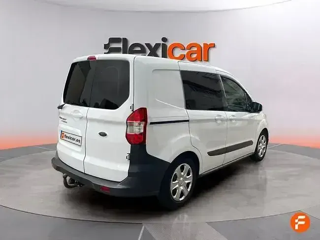 Usado Ford Transit 101 CV (74 kW) 2019 Blanco Berlina
