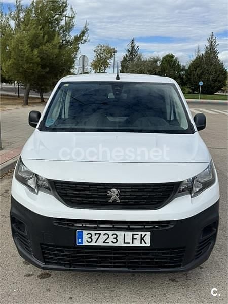 Blanco Usado 2016 Peugeot Partner Tepee Access Monovolumen | 6500 € (Super precio) - Imagen 1/4