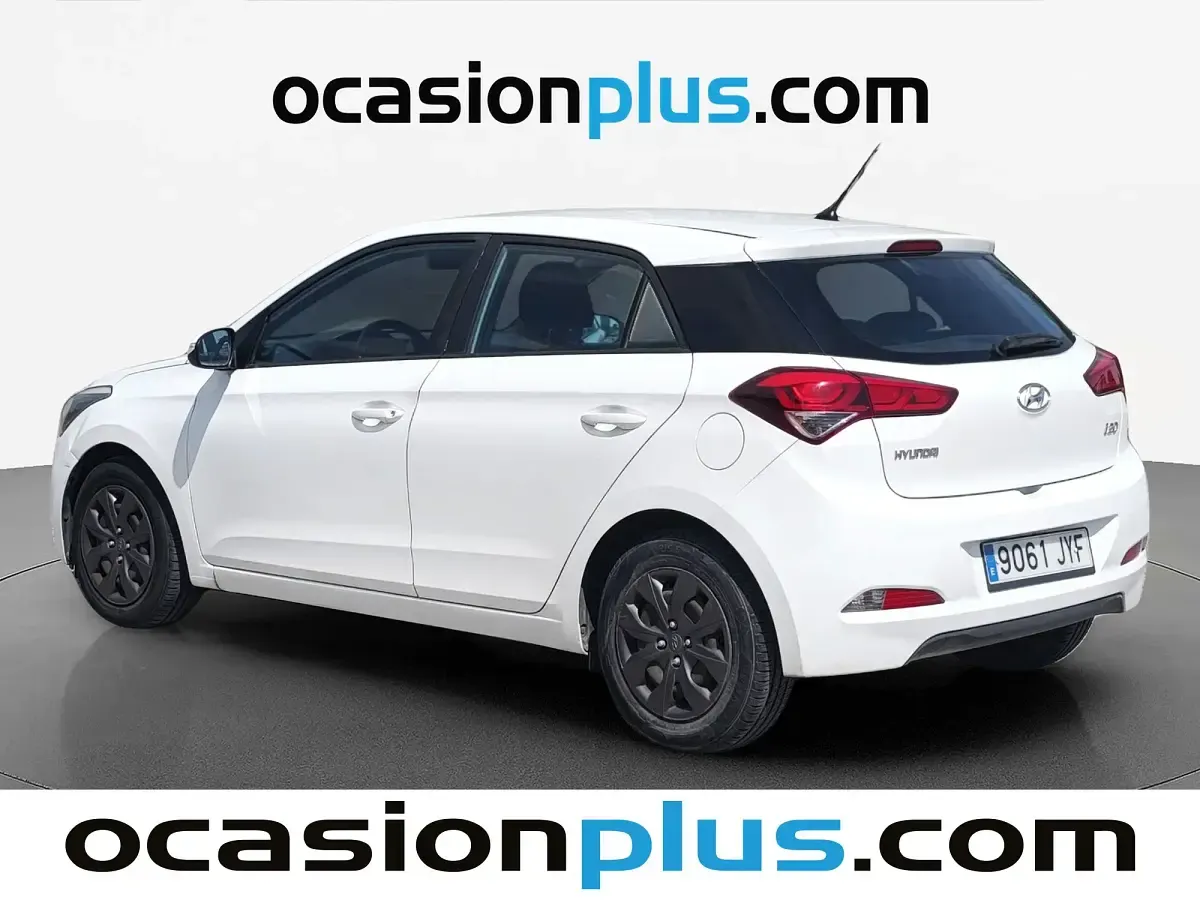 Usado Hyundai i20 75 CV (55 kW) 2017 Blanco Utilitario