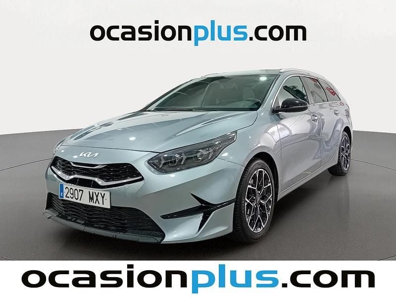 Gris Usado 2025 Kia Ceed Style Utilitario | 18.773 € (Super precio) - Imagen 1/4