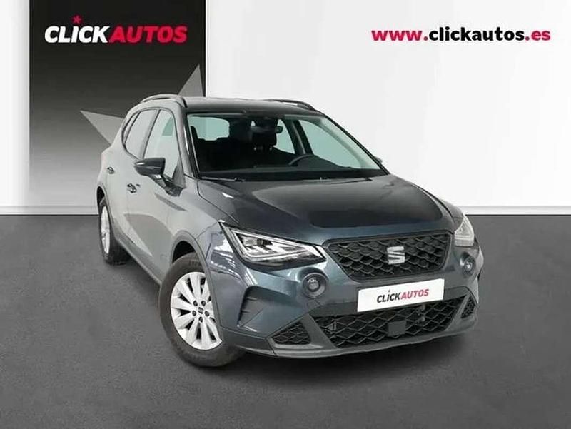 Usado Seat Arona Style 116 CV (85 kW) 2025 Gris SUV