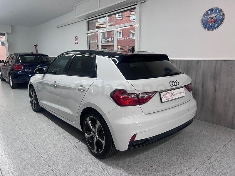 Usado Audi A1 Comfort 110 CV (80 kW) 2022 Blanco SUV