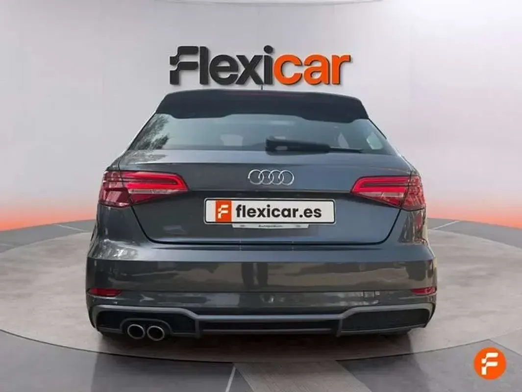 Usado Audi A3 Sportback 150 CV (110 kW) 2020 Gris Utilitario