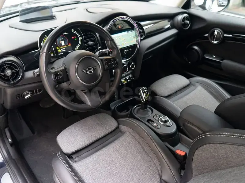 Usado Mini Cooper SE 135 kW (184 CV) 2021 Eléctrico Utilitario
