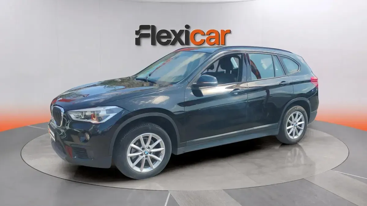Usado BMW X1 116 CV (85 kW) 2019 Negro SUV