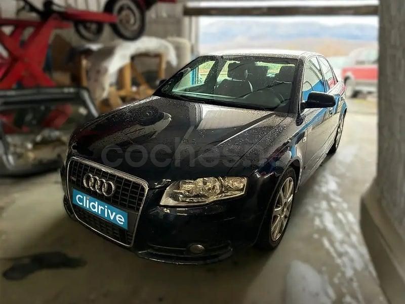 Usado Audi A4 Premium 170 CV (125 kW) 2007 Azul Berlina