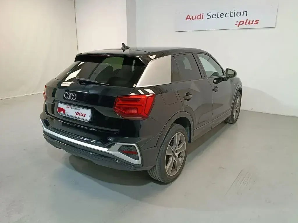 Usado Audi Q2 S-Line 116 CV (85 kW) 2024 Negro SUV