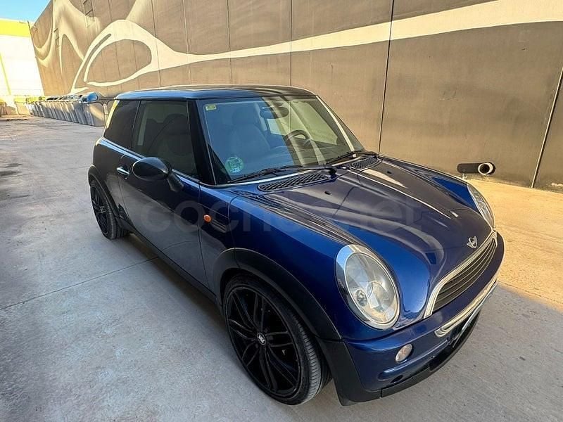 Usado Mini Cooper 115 CV (84 kW) 2002 Azul Utilitario