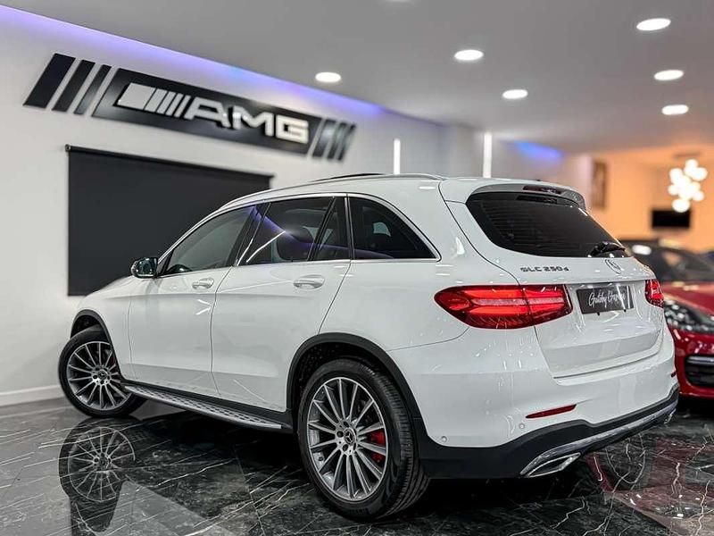 Usado Mercedes GLC220 170 HP (125 kW) 2018 Branco SUV