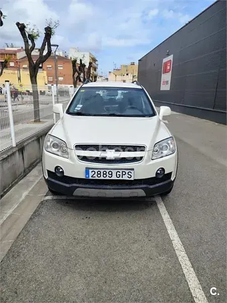 Usado Chevrolet Captiva LS 136 CV (100 kW) 2009 Blanco SUV
