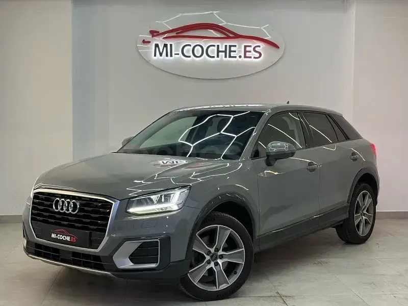 Usado Audi Q2 Sport 150 CV (110 kW) 2017 Gris / plata SUV