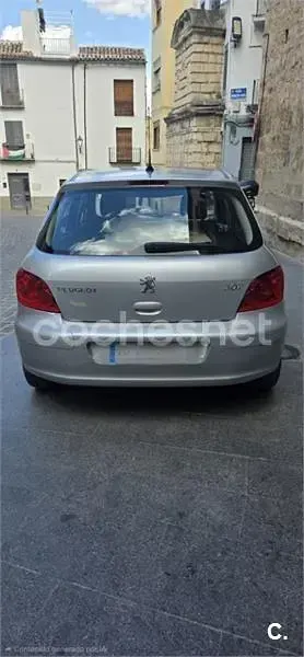 Usado Peugeot 307 110 HP (80 kW) 2005 Cinzento Sedan
