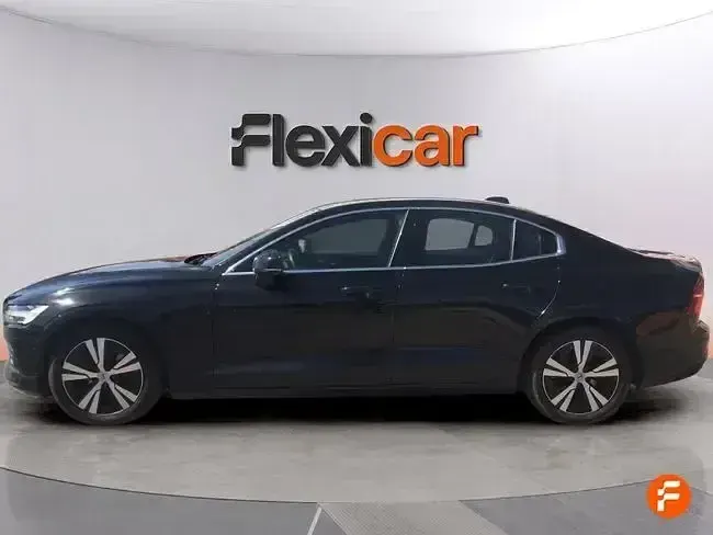 Occasion Volvo S60 Momentum 197 PK (144 kW) 2021 Zwart Sedan