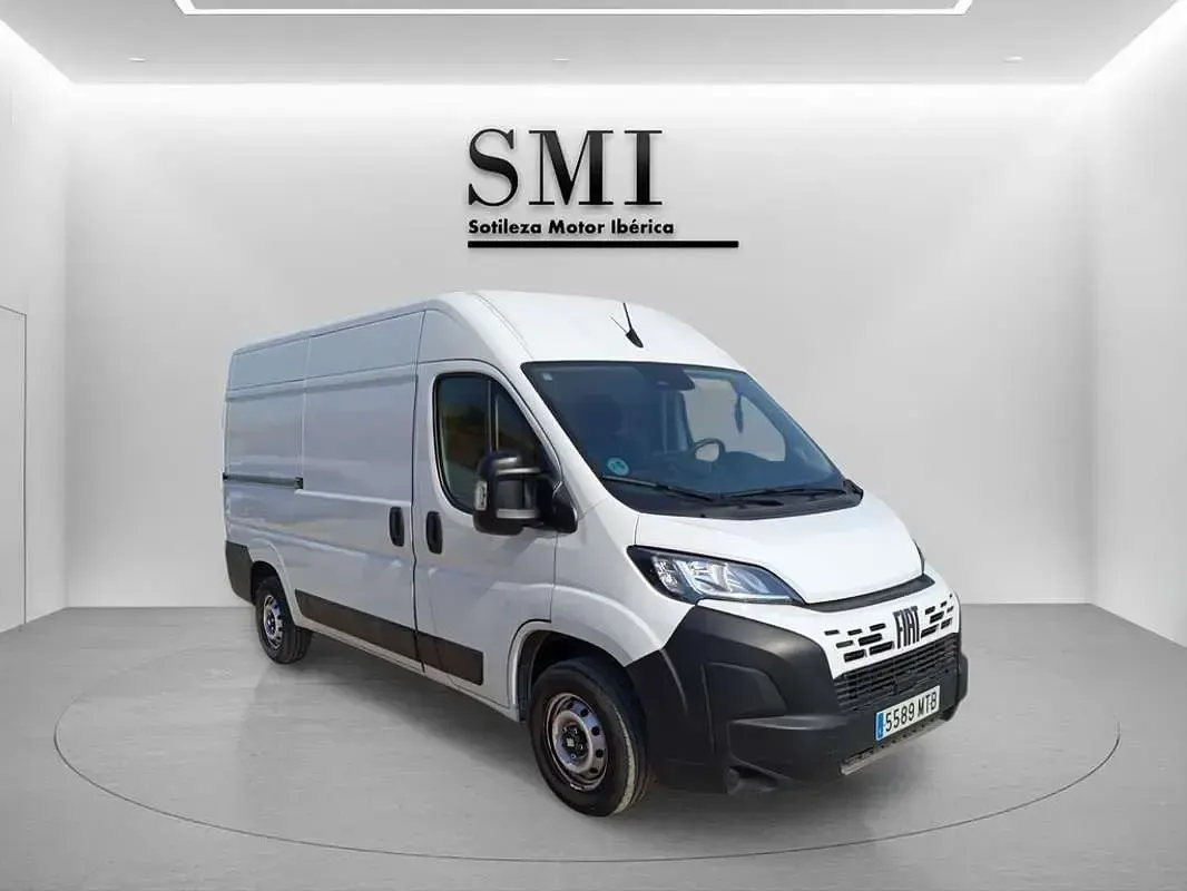 Usado Fiat Ducato 140 CV (102 kW) 2024 Blanco Van