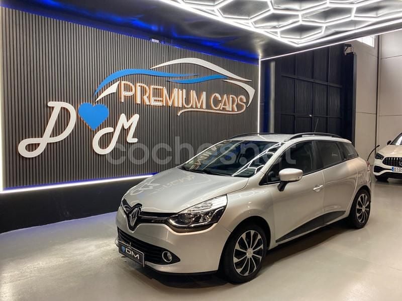Gris / plata Usado 2017 Renault Clio GrandTour Zen Familiar | 7499 € (Precio justo) - Imagen 1/4