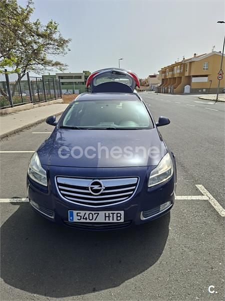 Usado Opel Insignia Selective 130 CV (95 kW) 2013 Azul Familiar