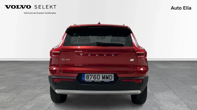 Usado Volvo XC40 Core 211 CV (155 kW) 2023 SUV