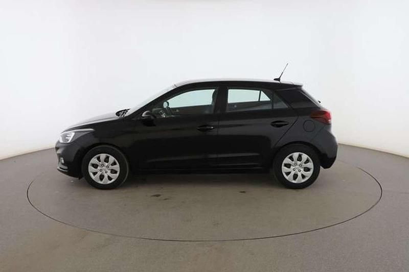 Usado Hyundai i20 75 CV (55 kW) 2020 Negro Utilitario