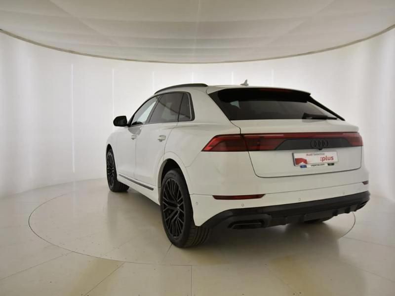 Usado Audi Q8 S-Line 286 CV (210 kW) 2024 Blanco SUV