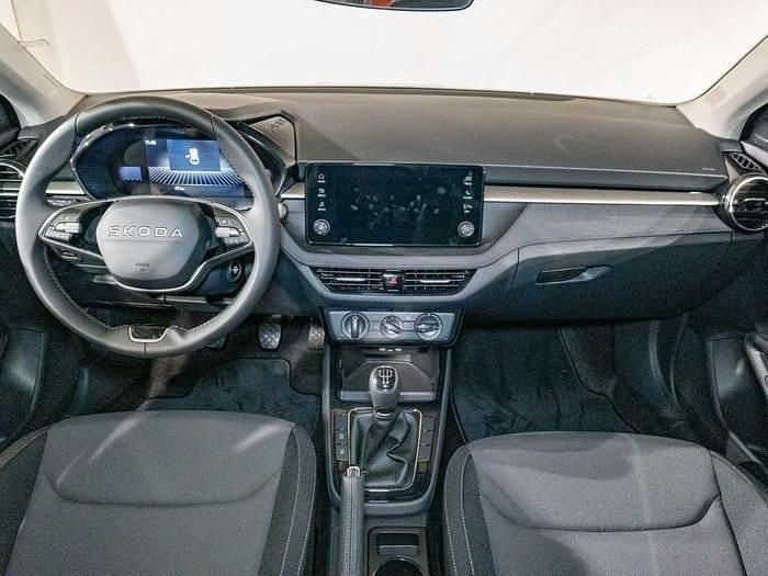 Nuevo Skoda Fabia Selection 95 CV (69 kW) 2025 Gris plata Utilitario