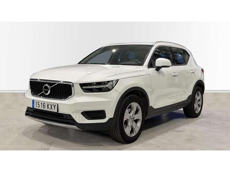 Usado Volvo XC40 Momentum 156 CV (114 kW) 2019 Blanco SUV