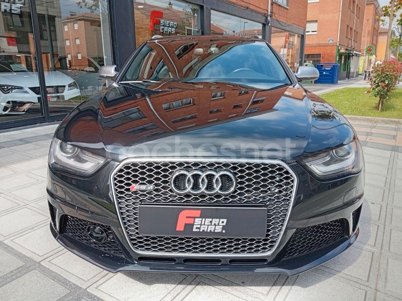 Usado Audi RS4 450 CV (330 kW) 2013 Negro Familiar