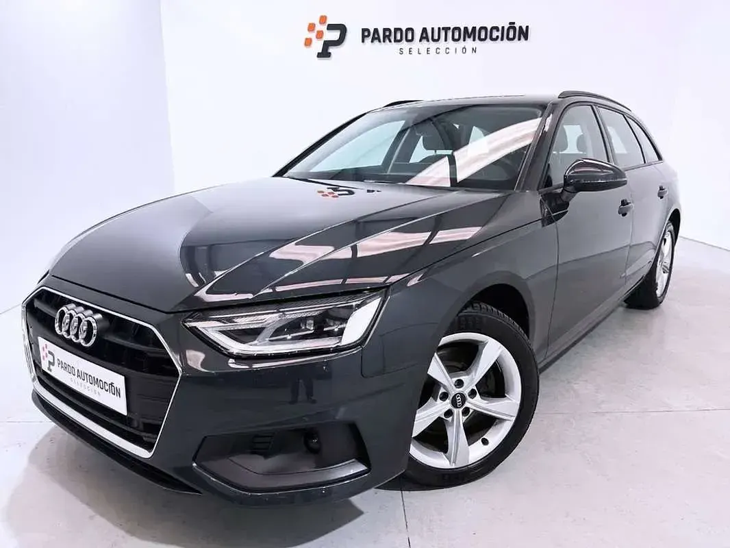 Usado Audi A4 Advanced Plus 136 CV (100 kW) 2020 Gris Familiar