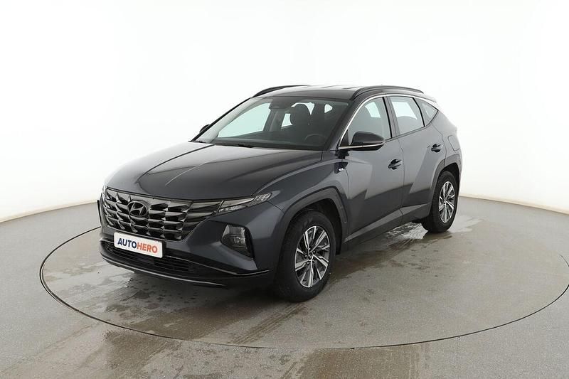 Usado Hyundai Tucson 136 CV (100 kW) 2022 Gris SUV