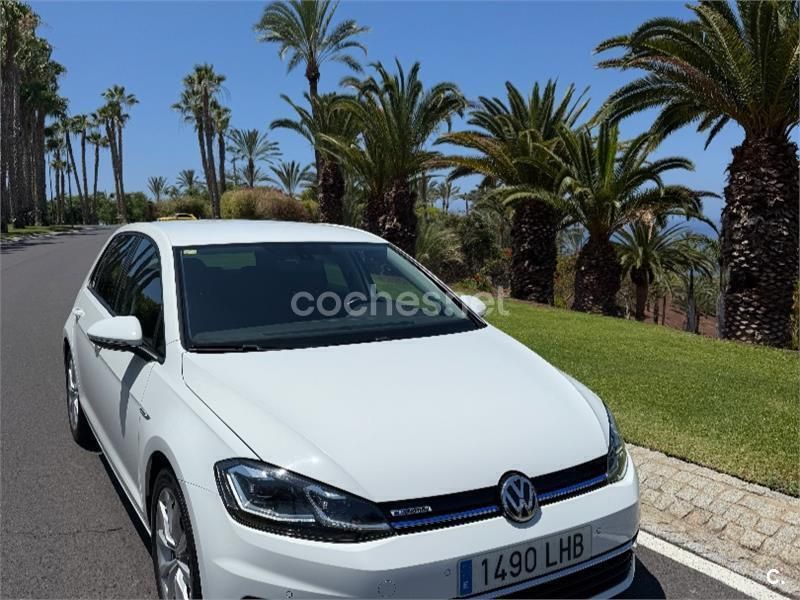 Blanco Usado 2020 VW Golf VIII Life Berlina | 18.000 € (Super precio) - Imagen 1/4