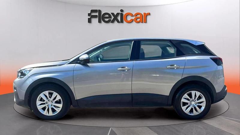 Usado Peugeot 3008 Active 120 CV (88 kW) 2017 Gris Monovolumen
