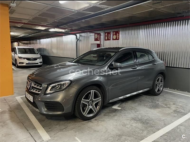 Gris / plata Usado 2018 Mercedes GLA220 AMG line SUV | 27.500 € (Buen precio) - Imagen 1/1