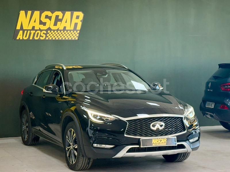 Usado Infiniti QX30 Premium 170 CV (125 kW) 2017 Negro SUV