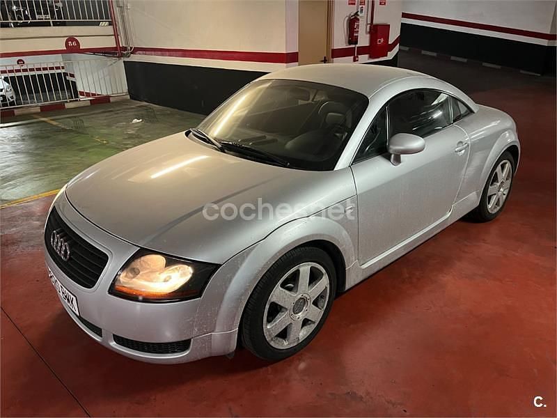 Usado Audi TT 180 CV (132 kW) 2001 Gris / plata Coupe