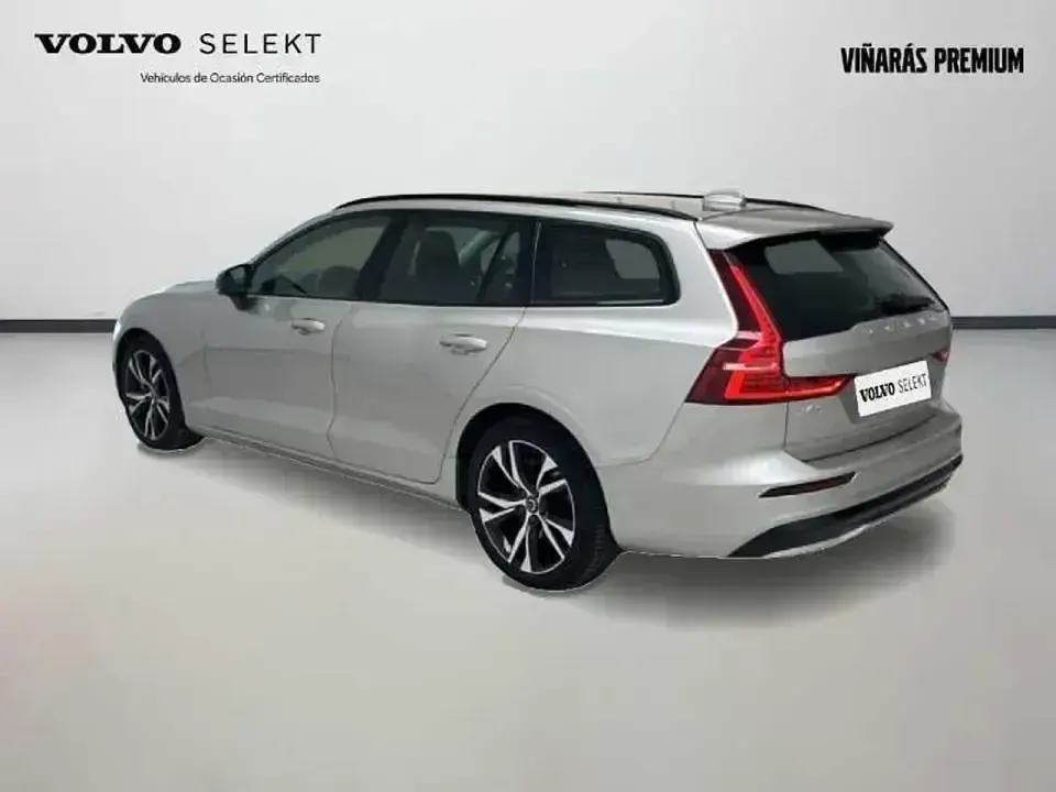 Usado Volvo V60 Plus 197 CV (144 kW) 2025 Otro Familiar