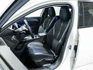 Usado Peugeot 308 Allure 180 CV (132 kW) 2022 Blanco Berlina