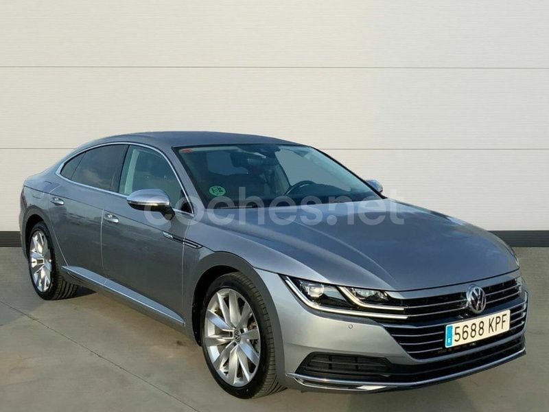 Gris / plata Usado 2018 VW Arteon Elegance Berlina | 20.900 € (Buen precio) - Imagen 1/4
