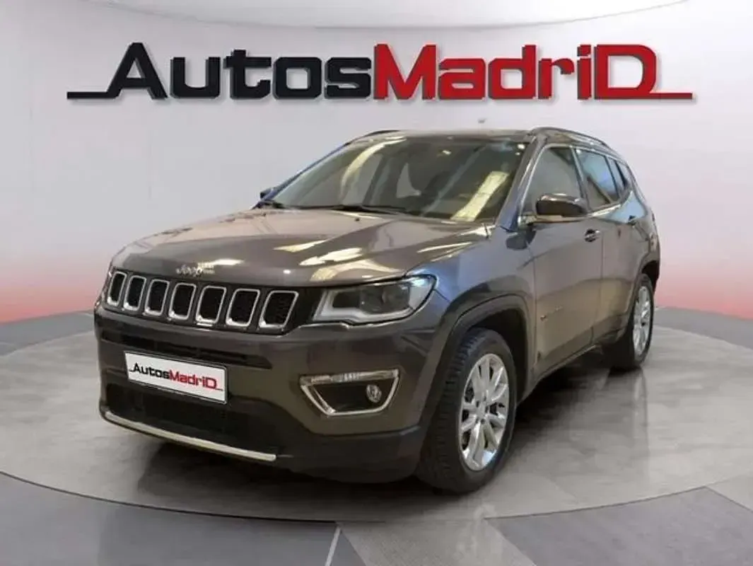 Usado Jeep Compass Limited 131 CV (96 kW) 2021 Gris SUV