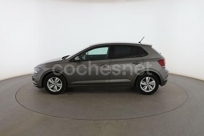Usado VW Polo Advance 95 CV (69 kW) 2019 Gris Berlina