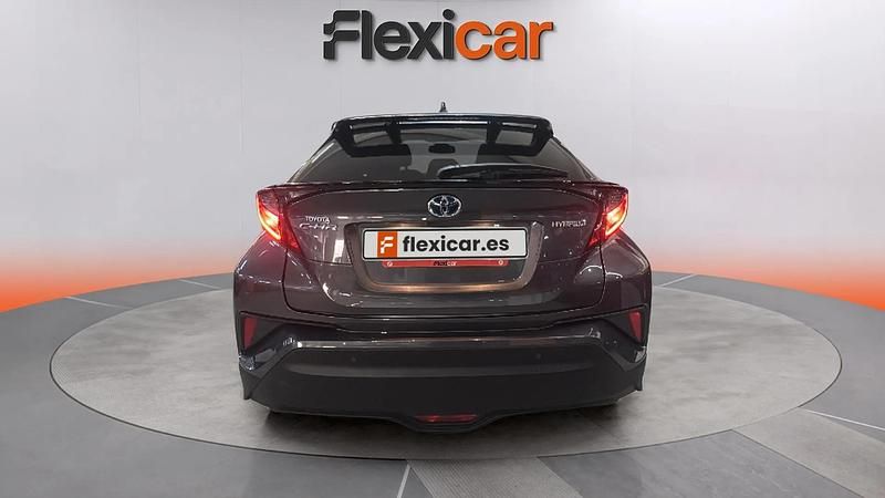 Usado Toyota C-HR Active 122 CV (89 kW) 2020 Gris SUV